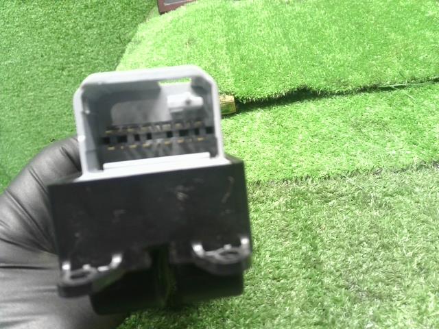 プロボックス パワーウインドウスイッチ DBE-NCP165V 84820-52491