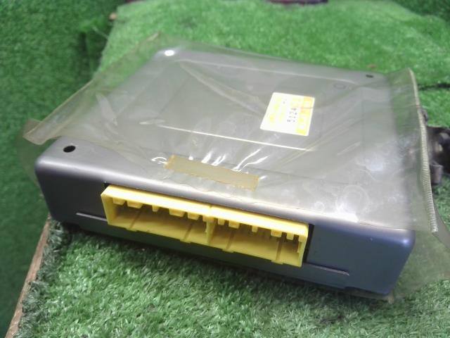 エブリィ スロットルボディ V-DE51V 13400-57F30