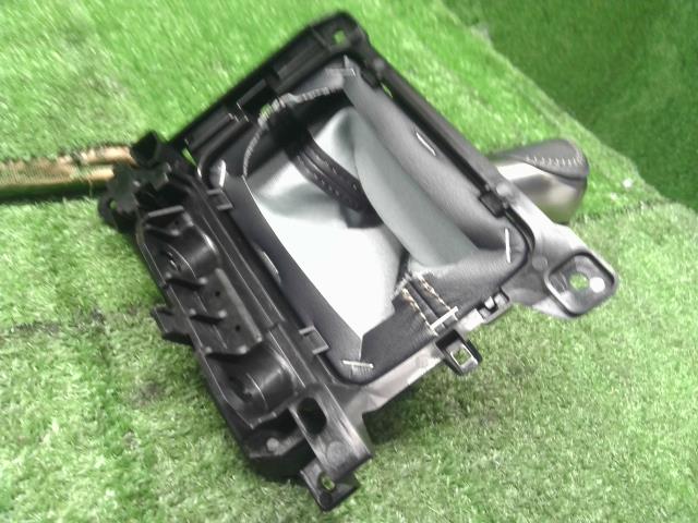 レクサス GS シフトレバー DBA-GRL11 33504-30560-C1,58808-30240-C0