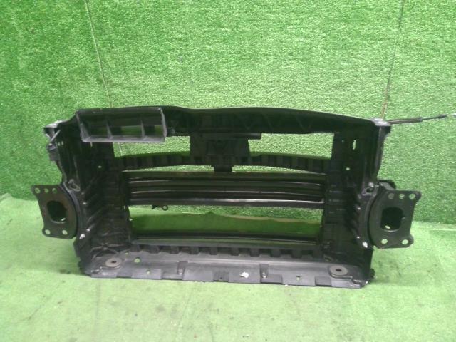 VW ゴルフ ラジエータコアサポート ABA-1KCAV 5K0 805 588 E