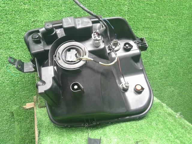 ミニキャブ 右ヘッドランプASSY HBD-DS17V MQ513292