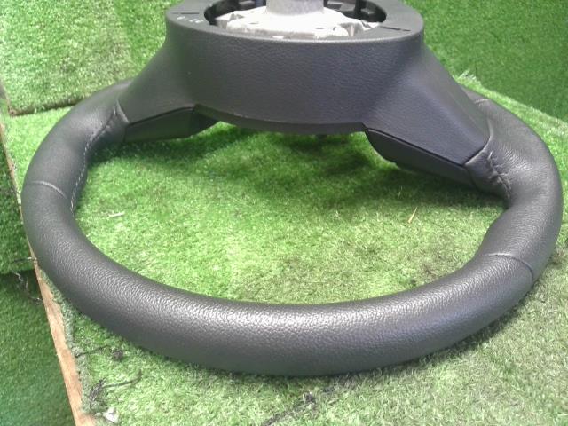 キックス ステアリングホイール 6AA-RP15 48430-5RY1B