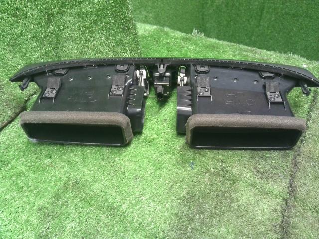 エクストレイル 内装部品 DBA-NT32 68760-6FM0A