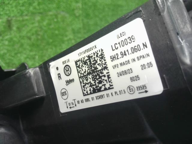VW ゴルフヴァリアント 右ヘッドランプASSY 3AA-CDDLAV