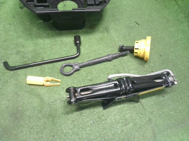 プジョー 208 タイヤホイールASSY ABA-A9HN01