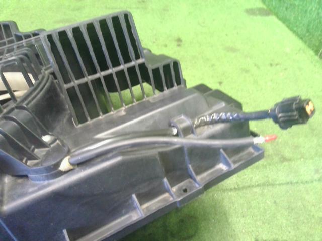 NV350キャラバン 電動ファン LDF-CW8E26 92100-3XA0D