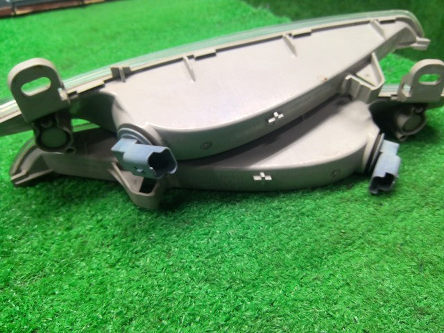 シトロエン DS5 左フォグランプ ABA-B85F02