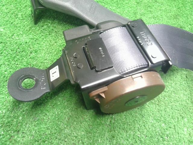 ランドクルーザープラド アシスタントシートベルト Q-LJ78G 73220-60110-03