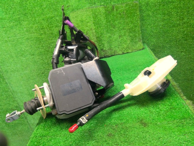 フィット ブレーキマスターASSY DAA-GP6 57306-TDL-J02
