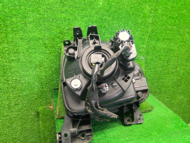 アルト 左ヘッドランプASSY DBA-HA36S 35320-74P00