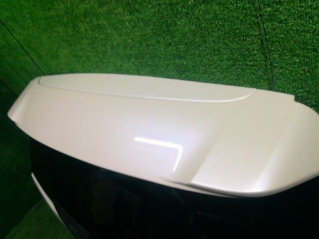 プリウスα バックドアASSY DAA-ZVW41W 67005-47460