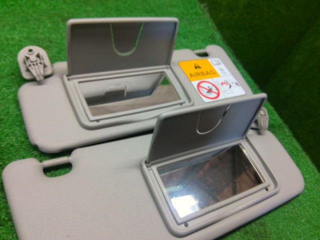 ジムニーシエラ サンバイザー 3BA-JB74W 84801-77R11-J0T