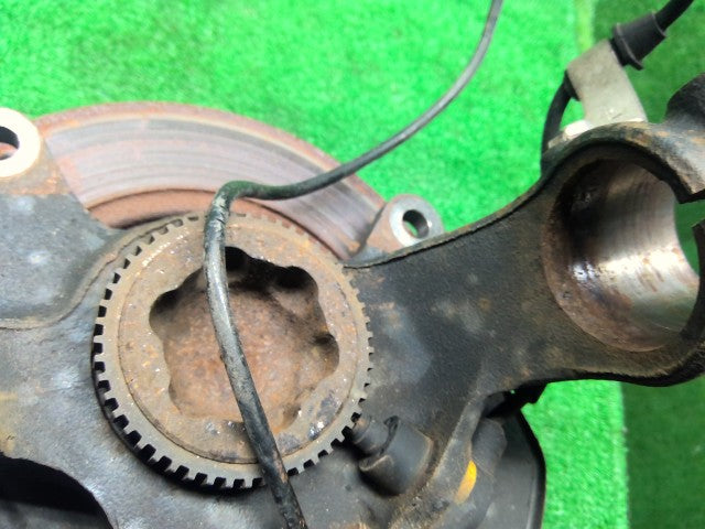 アクティ 左FナックルハブASSY GBD-HA6 51216-S3A-902
