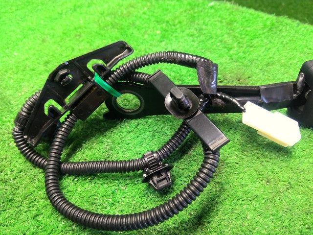 プロボックス ドライバーシートベルト DBE-NCP160V 73230-52B60-C0