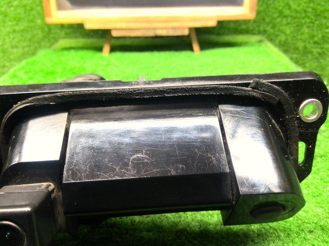 【中古】タント DBA-LA610S バックドア アウターハンドル