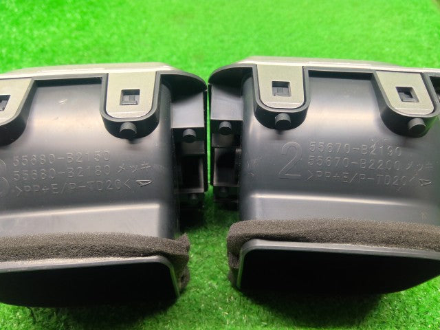 【中古】タント DBA-LA610S エアコン吹き出し口 55660-B2220-B0