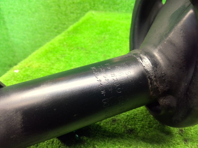 【中古】デリカD5 DBA-CV5W 右フロントストラット 4060A202
