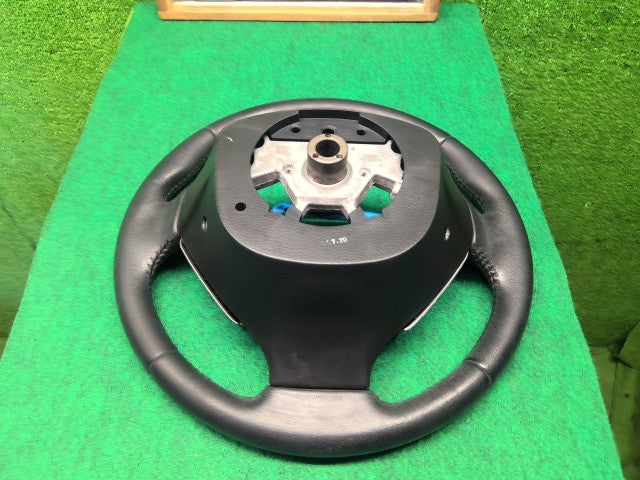 【中古】セレナ DAA-HFC26 ステアリングホイール 48430-1VA7A