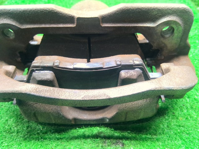 【中古】フィット DAA-GP5 右 フロント