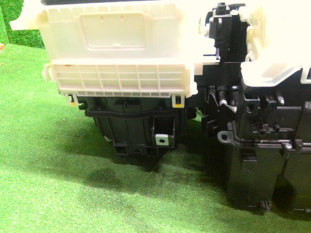 【中古】コペン DBA-LA400K カーヒーター 87010-B2C71-