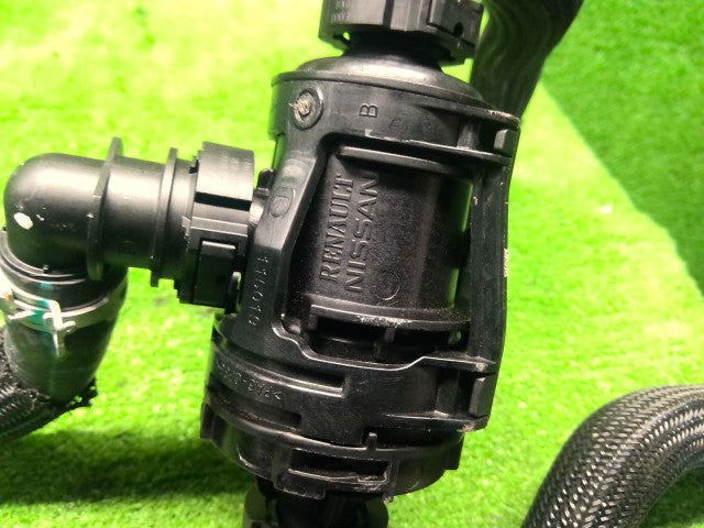 【中古】エクストレイル 6AA-SNT33 サーモスタットハウジング 21200-00Q0F