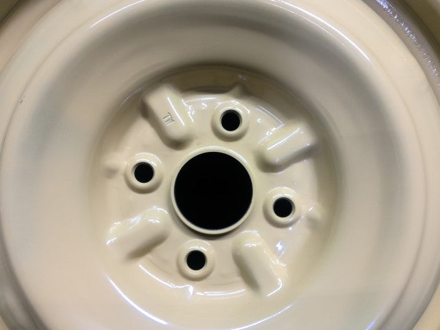 アクア テンパータイヤ DAA-NHP10 42611-1A240