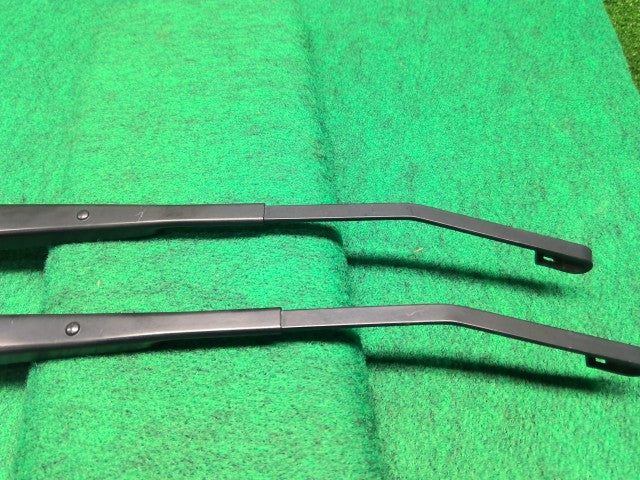 【中古】キャリィ EBD-DA16T フロントワイパーアーム 38310-82M00