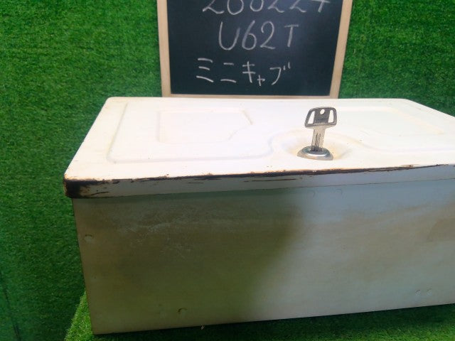 ミニキャブ 燃料キャップ GBD-U62T MB653519