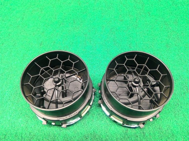 【中古】タント DBA-L385S エアコン吹き出し口 55650-B2150-B1