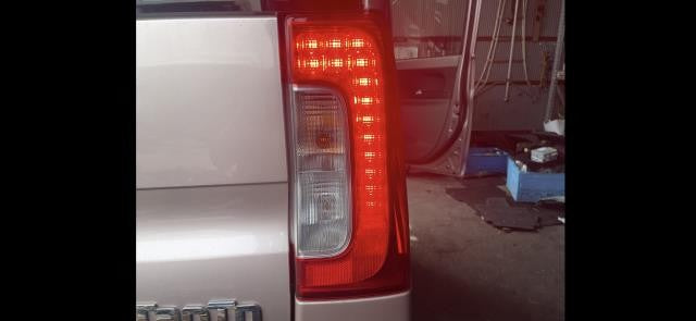 タント 右テールランプ DBA-LA600S 81551-B2350-