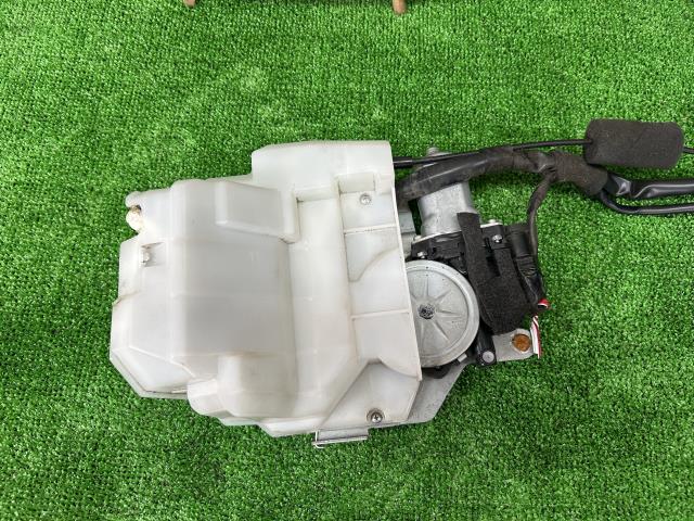 MPV DBA-LY3P 左リア ドアロック