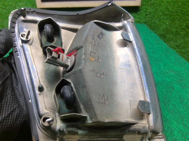 【中古】ハイラックスサーフ Y-KZN130W 左クリアランスランプ 81620-35181 自社品番260291 204