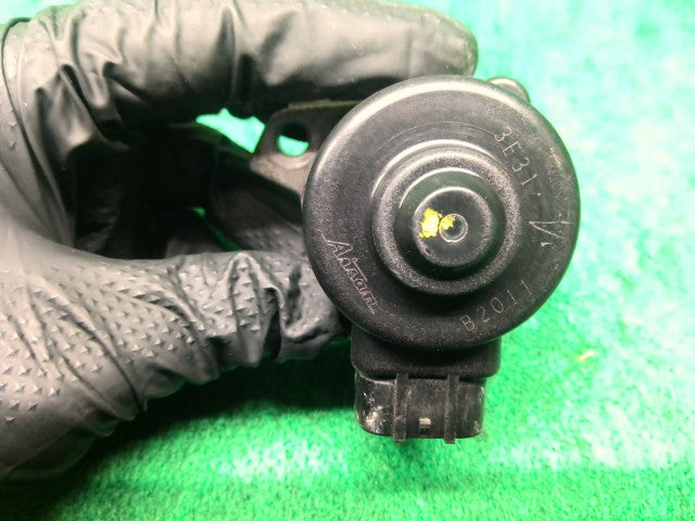 【中古】ムーヴ DBA-LA100S EGRバルブ 25620-B2011