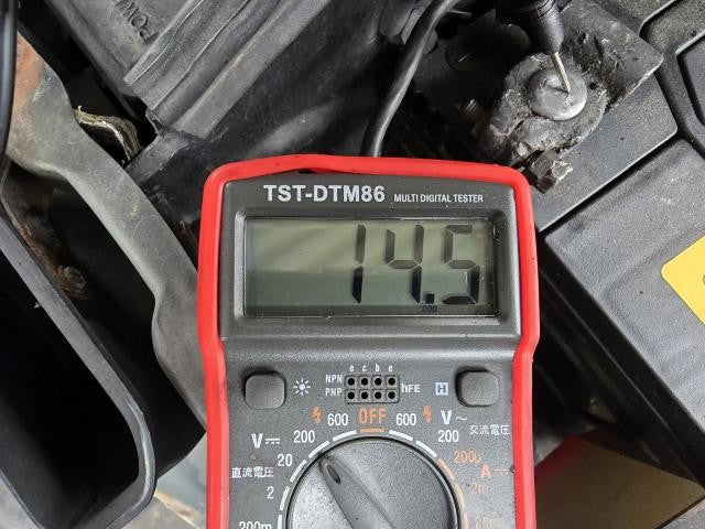 【中古】ランドクルーザー S-HDJ81V オルタネーター 27060-17180