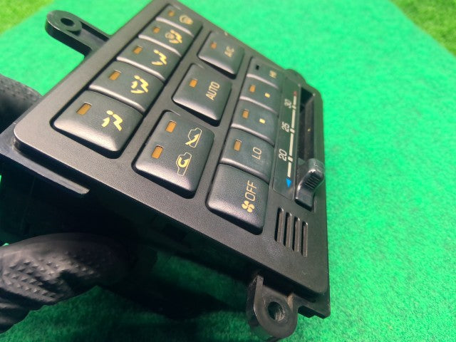 【中古】ランドクルーザー S-HDJ81V AC エアコン