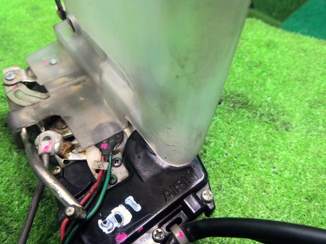 【中古】ランドクルーザー S-HDJ81V 右フロントドアロックソレノイド 69030-60011