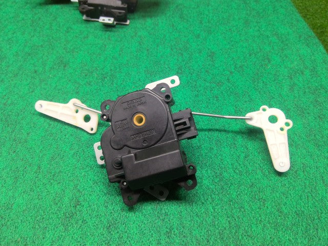 スイフト その他 A/Cヒーター系 DBA-ZD11S