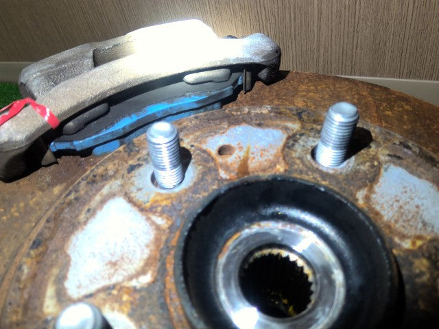【中古】ラッシュ ABA-J210E 左フロントナックルハブASSY 43212-B0010