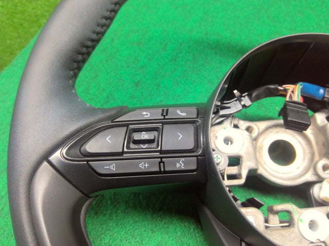 アクア ステアリングホイール 6AA-MXPK16 45100-52671-C0