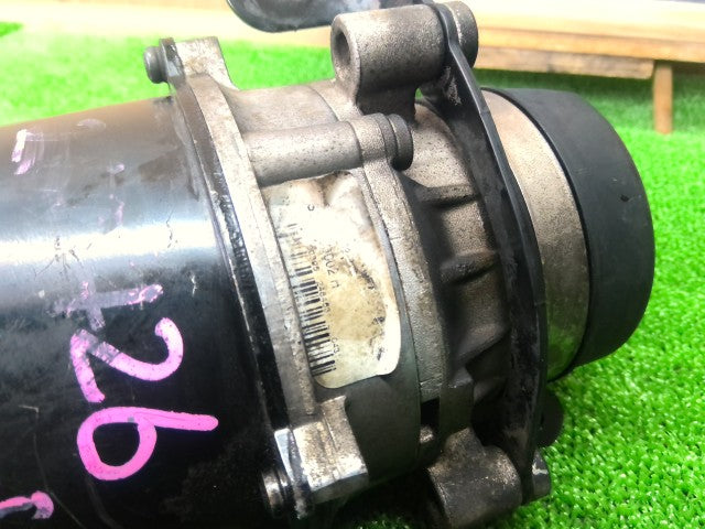 【中古】BMW ミニ GH-RA16 パワステベーンポンプ