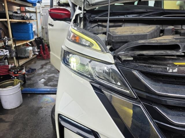 【中古】ニスモ セレナ DAA-GFC27 右
