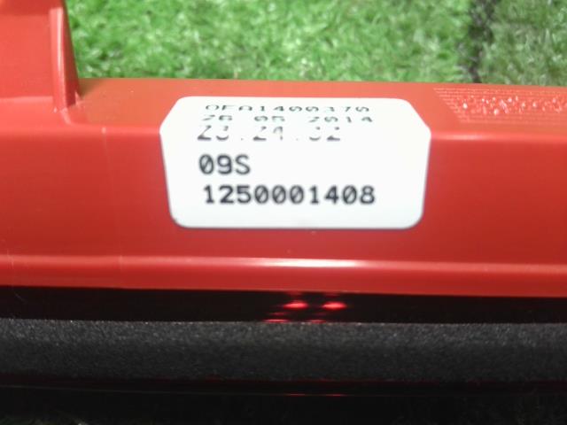 アウディ A6 ハイマウントストップランプ DBA-4GCHVS 4G9945097