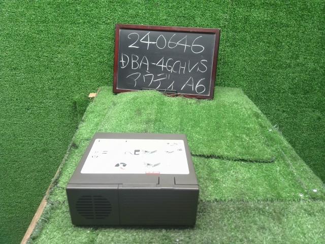 アウディ A6 エアコンプレッサー DBA-4GCHVS 4G0260805A