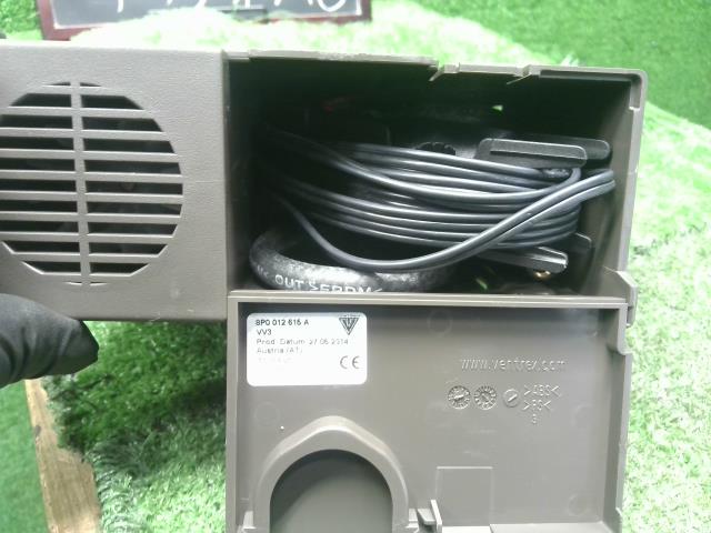 アウディ A6 エアコンプレッサー DBA-4GCHVS 4G0260805A