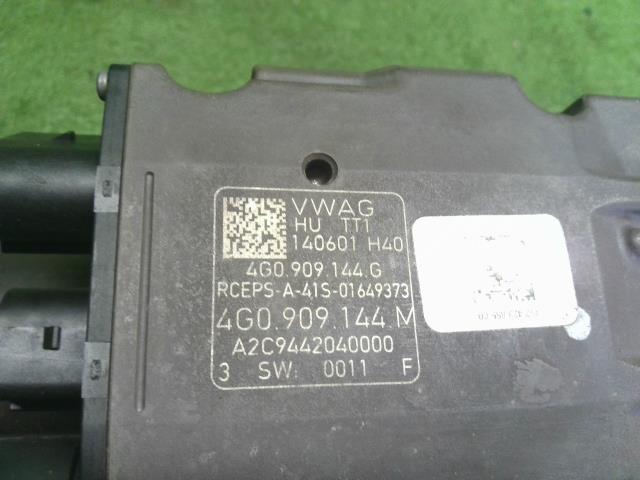 アウディ A6 ステアリングギアボックス DBA-4GCHVS 4G2423055BM