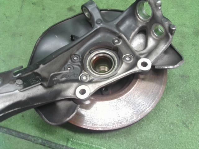 アウディ A6 左ＦナックルハブＡＳＳＹ DBA-4GCHVS 4G0407253A