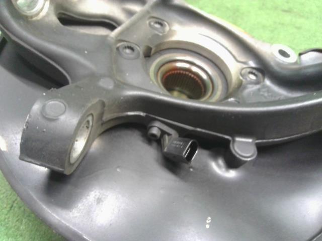 アウディ A6 左ＦナックルハブＡＳＳＹ DBA-4GCHVS 4G0407253A