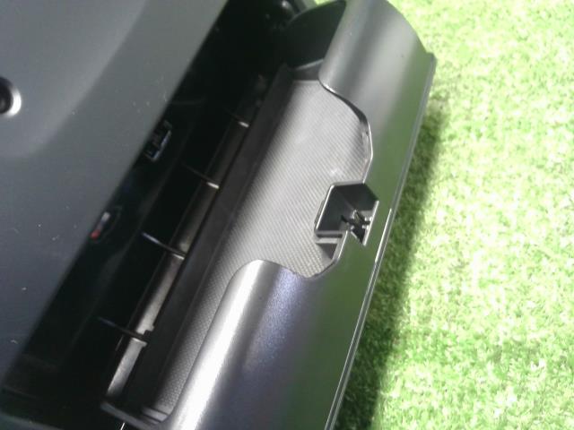 アウディ A6 ルームランプ DBA-4GCHVS 4G0947135B
