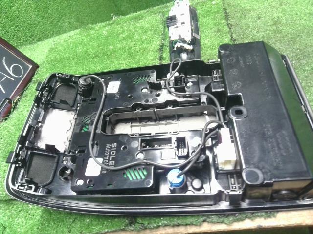 アウディ A6 ルームランプ DBA-4GCHVS 4G0947135B