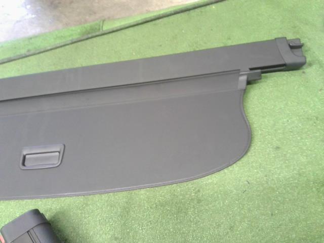 アウディ A6 Ｒボード・トノカバー DBA-4GCHVS